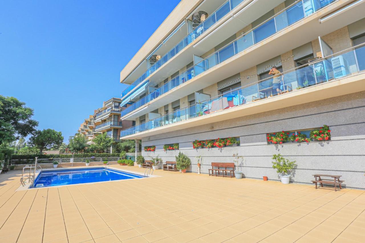 Torresol 10 - 3 9 Atico - Only Families Apartment กัมบริลส์ ภายนอก รูปภาพ