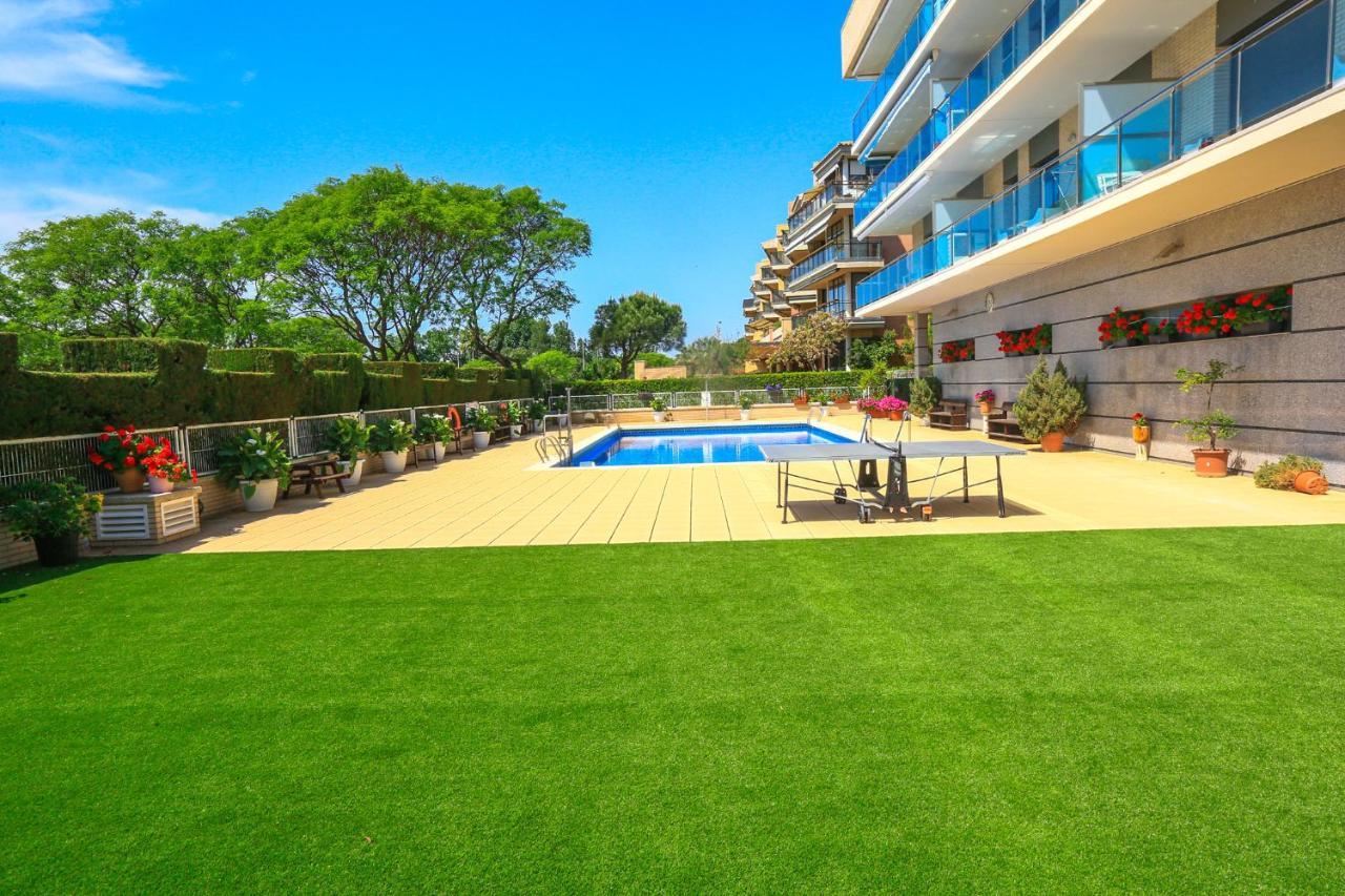 Torresol 10 - 3 9 Atico - Only Families Apartment กัมบริลส์ ภายนอก รูปภาพ