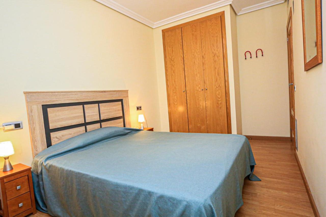 Torresol 10 - 3 9 Atico - Only Families Apartment กัมบริลส์ ภายนอก รูปภาพ